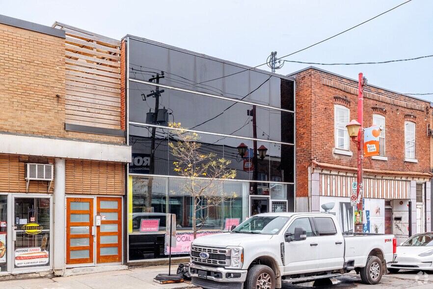 621 Rue Notre-Dame, Montréal, QC à louer - Photo de l’immeuble – Image 3 sur 3