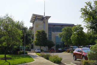 Plus de détails pour 200 E Basse Rd, San Antonio, TX - Bureau à louer