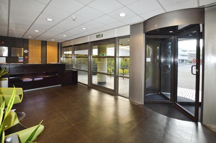 Maidstone Rd, Sidcup à louer - Photo de l’immeuble – Image 2 sur 11