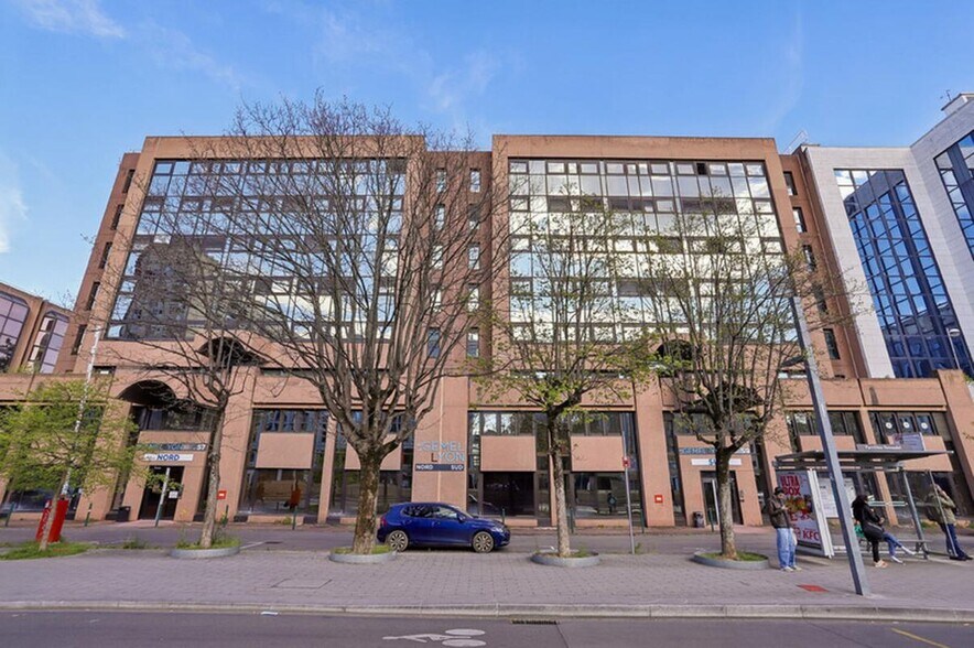 59 Boulevard Marius Vivier-Merle, Lyon à louer - Photo de l’immeuble – Image 2 sur 14