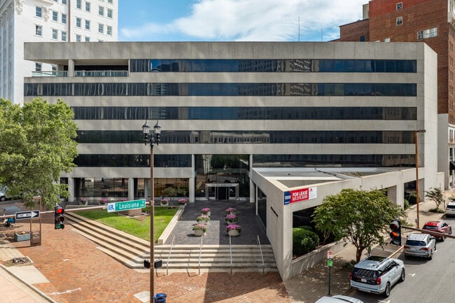 Plus de détails pour 105 W Capitol Ave, Little Rock, AR - Bureau aux enchères