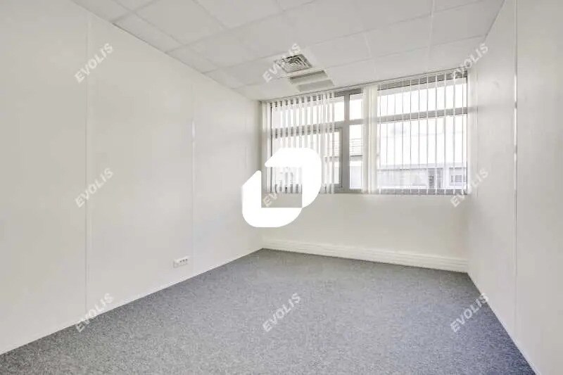 Bureau dans Saint-Denis à louer - Photo de l’immeuble – Image 3 sur 14