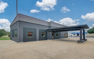 Plus de détails pour 401 E Main St, Eagle Lake, TX - Local commercial à vendre