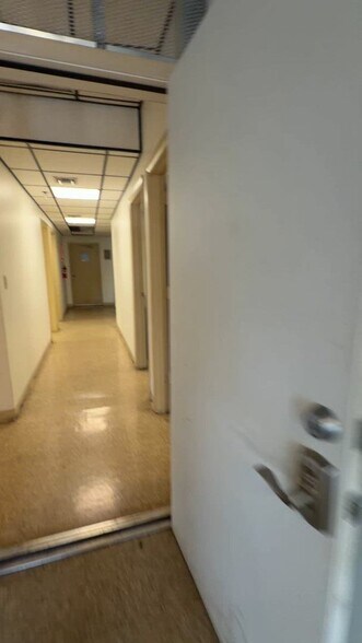 1500-1600 NE 12th Ter, Fort Lauderdale, FL à louer - Vidéo sur l’annonce professionnelle – Image 2 sur 23