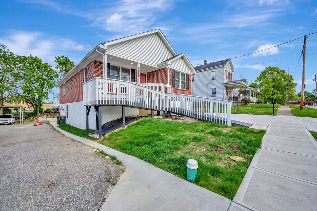6922 Mearl Ave, Cincinnati, OH à vendre Photo principale– Image 1 sur 21
