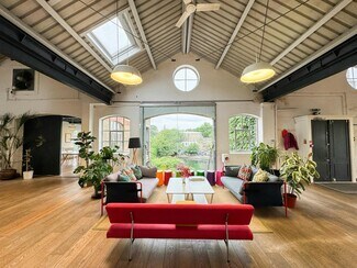 Plus de détails pour 38-38A Graham St, Londres - Bureau à louer