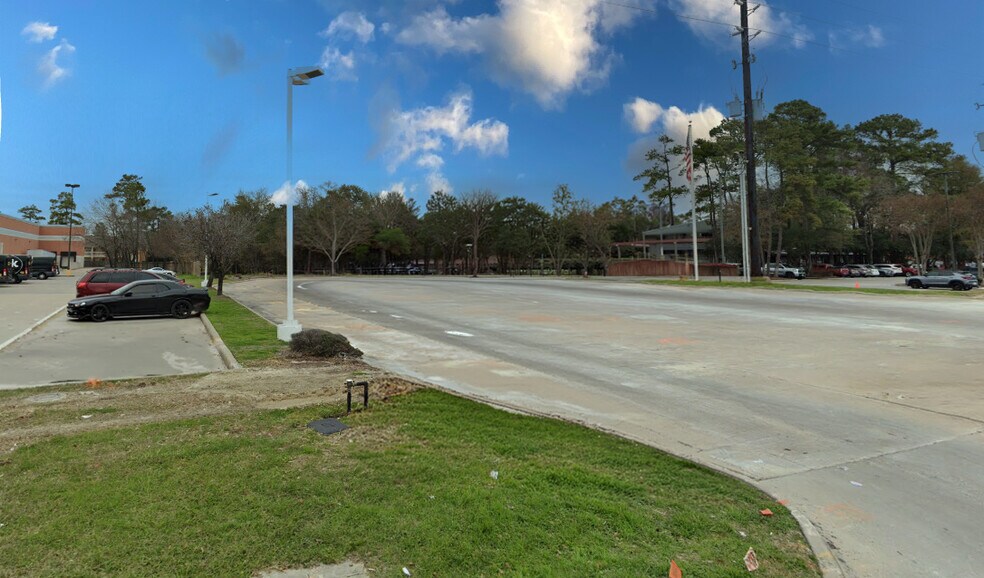 7210 FM 1960 Rd W, Houston, TX à louer - Photo de l’immeuble – Image 3 sur 5