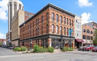 Plus de détails pour 200 S 6th St, Springfield, IL - Bureau à vendre