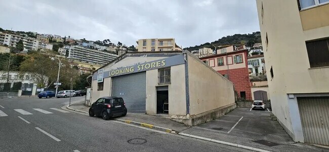 Plus de détails pour Industriel/Logistique à louer
