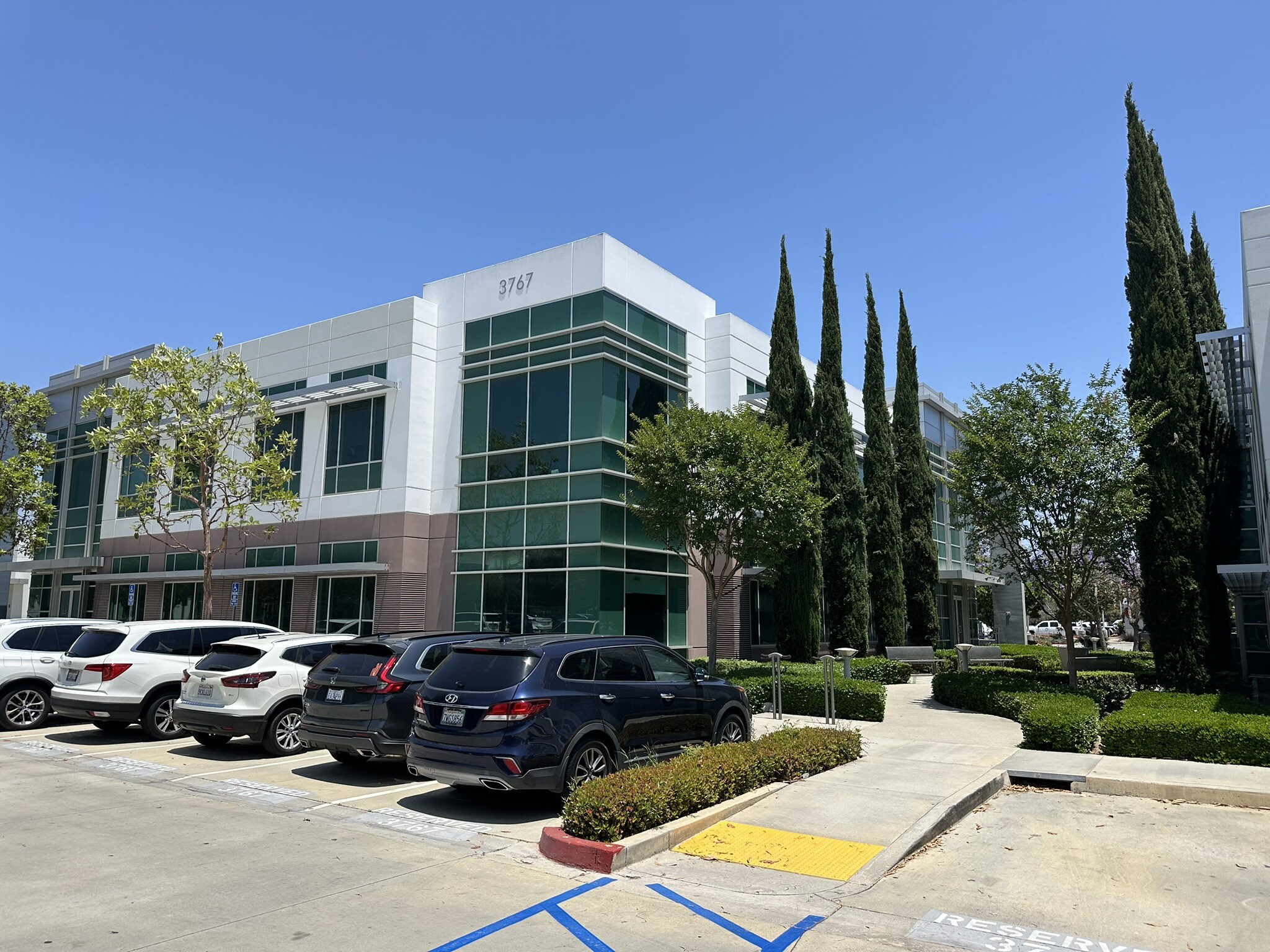 3767-3777 Worsham Ave, Long Beach, CA à louer Photo de l’immeuble– Image 1 sur 4