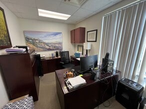 5215 Colley Ave, Norfolk, VA à louer Photo intérieure– Image 2 sur 8