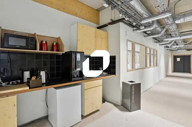 Bureau dans Paris à louer - Photo de l’immeuble – Image 2 sur 14