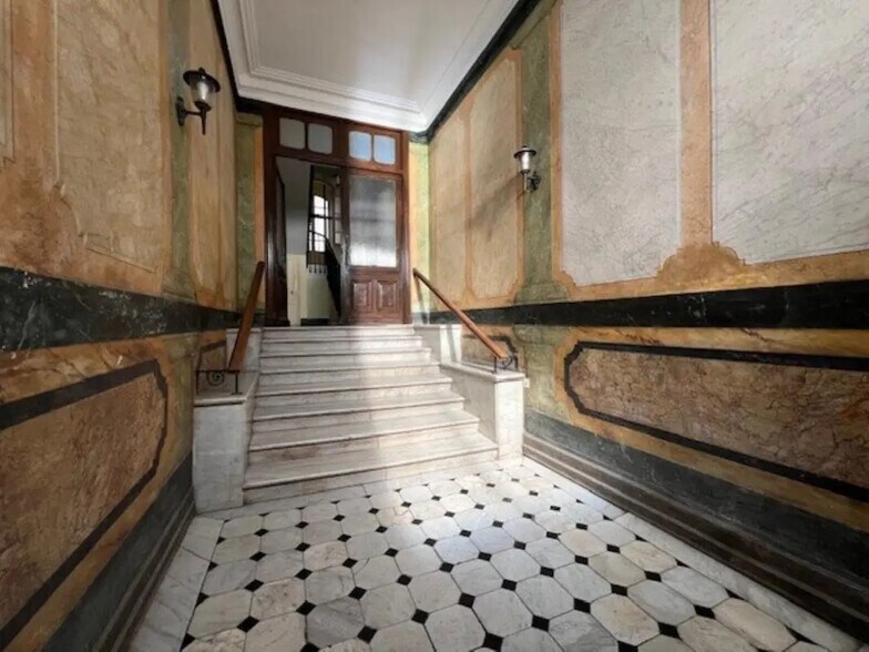 Bureau dans Nice à louer - Hall d’entrée – Image 2 sur 25