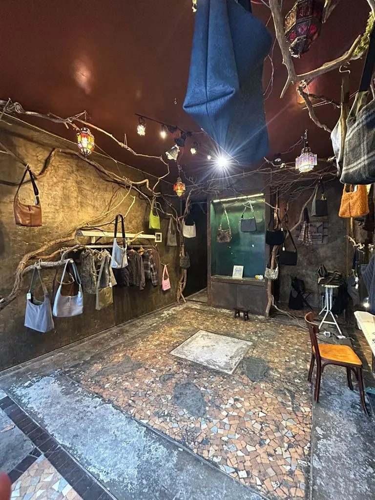 Local commercial dans Paris à louer Photo intérieure– Image 1 sur 5