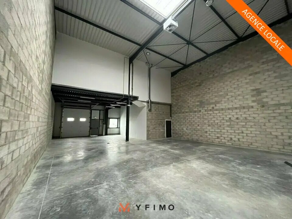 Local d’activités dans Aubergenville à louer Photo intérieure– Image 1 sur 5