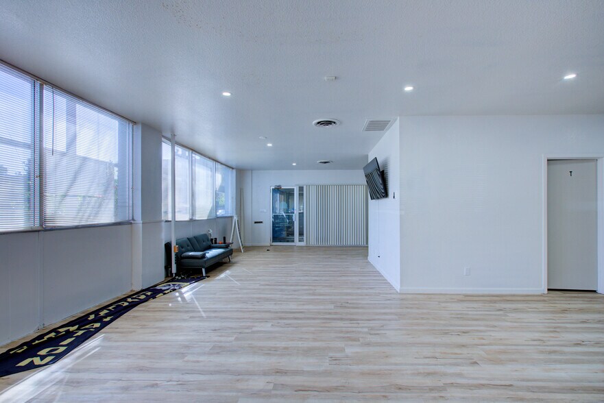 1029-1045 N El Dorado St, Stockton, CA à vendre - Photo intérieure – Image 2 sur 23