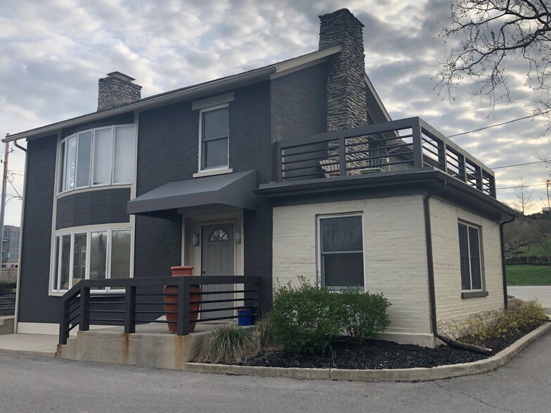 6371 Riverside Dr, Dublin, OH à louer - Photo de l’immeuble – Image 2 sur 17