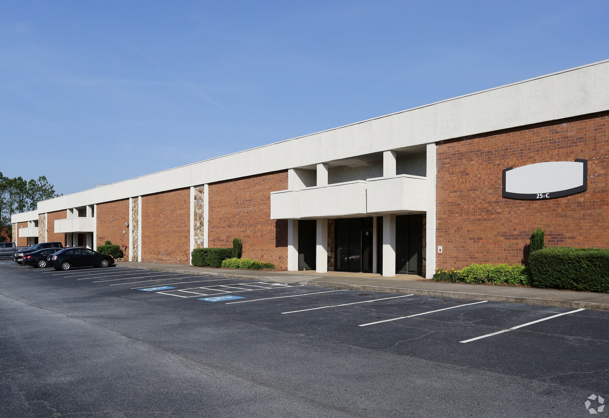 25 Enterprise Blvd SW, Atlanta, GA à louer Photo de l’immeuble– Image 1 sur 2