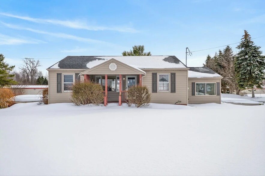 3900 NY-104, Williamson, NY à louer - Photo principale – Image 1 sur 9