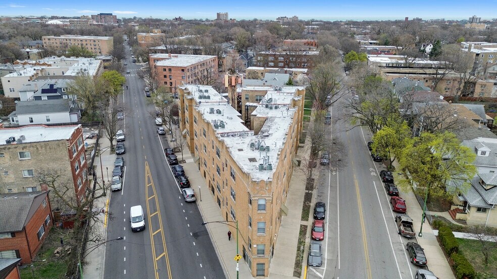 2038-2048 W Touhy Ave, Chicago, IL à vendre - Photo de l’immeuble – Image 3 sur 16