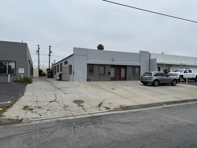 1513 W El Segundo Blvd, Compton, CA à vendre - Photo de l’immeuble – Image 1 sur 8