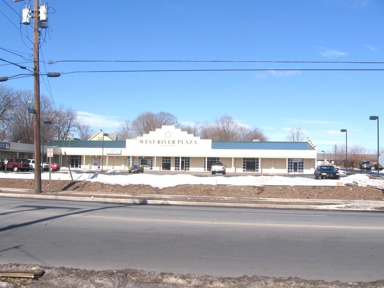 39 Elm St, West Haven, CT à louer - Photo de l’immeuble – Image 3 sur 6