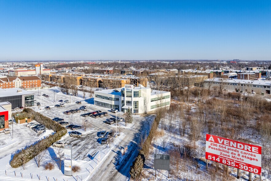 1875 Rue Maurice-Gauvin, Laval, QC à louer - Aérien – Image 3 sur 3