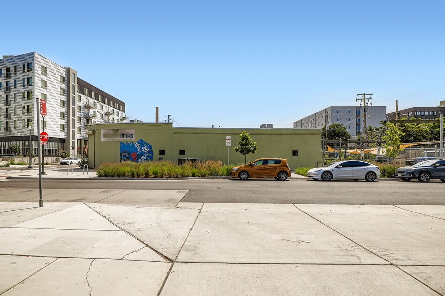 2746 W 13th Ave, Denver, CO à vendre - Photo principale – Image 1 sur 28