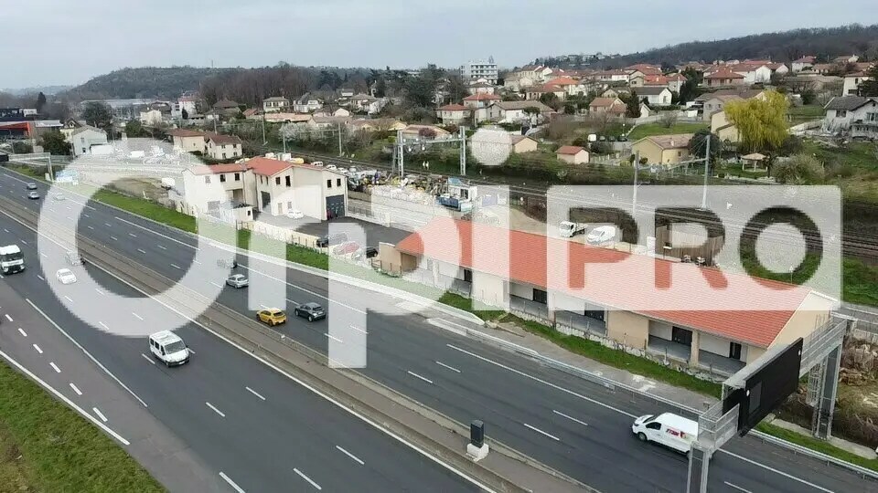 Bureau dans Ternay à louer Aérien– Image 1 sur 9