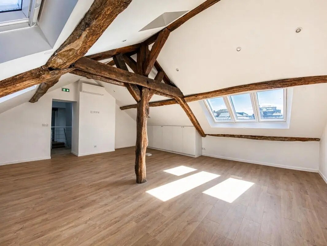 Bureau dans Paris à louer Photo de l’immeuble– Image 1 sur 10