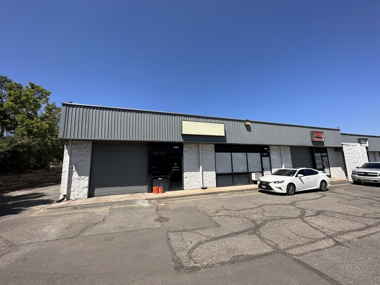 3672-3706 Norwood Dr, Littleton, CO à louer - Photo de l’immeuble – Image 3 sur 8