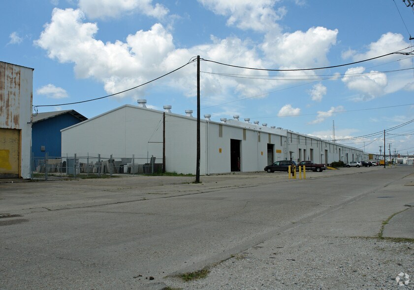 4737-4749 River Rd, New Orleans, LA à louer - Photo de l’immeuble – Image 2 sur 5
