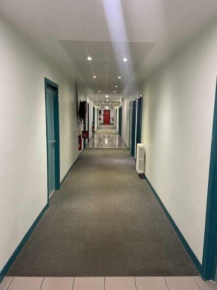 58 Rue Du Dessous Des Berges, Paris à louer - Photo de l’immeuble – Image 2 sur 15