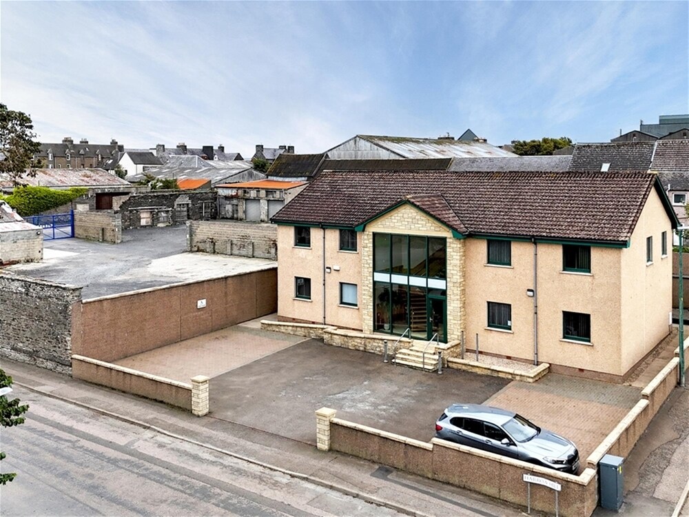 Miller House (Corporate Office) and Yards, Wick à vendre Photo de l’immeuble– Image 1 sur 21