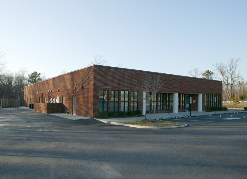 3991 E Williamsburg Rd, Sandston, VA à louer - Autre – Image 2 sur 2