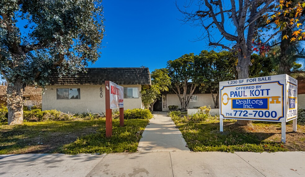 620 S Euclid St, Anaheim, CA à vendre - Photo de l’immeuble – Image 3 sur 25