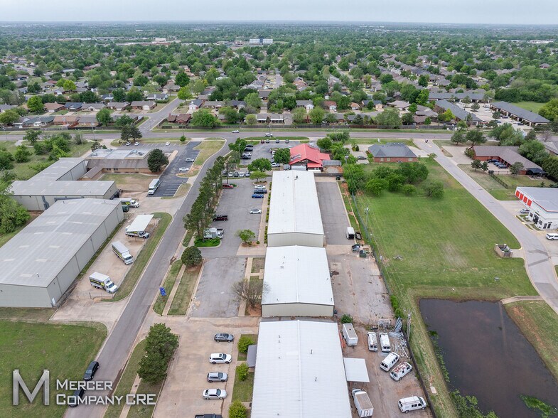 717 Evergreen St, Edmond, OK à vendre - Aérien – Image 2 sur 22