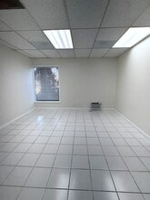 23361 El Toro Rd, Lake Forest, CA à louer Photo intérieure– Image 1 sur 5