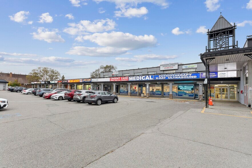 16-26 Kennedy Rd N, Brampton, ON à vendre - Photo de l’immeuble – Image 1 sur 1