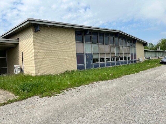 215 Engle Rd, Industry, PA à vendre - Photo de l’immeuble – Image 3 sur 17