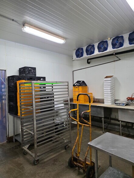 534 Stanford, Los Angeles, CA à vendre - Photo de l’immeuble – Image 3 sur 29