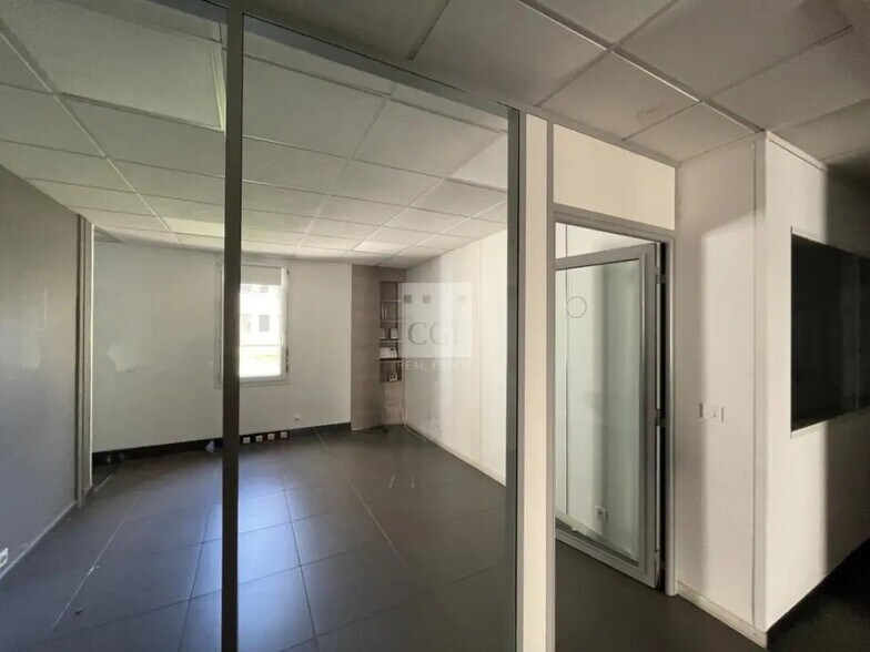Bureau dans Meylan à louer - Photo de l’immeuble – Image 2 sur 4