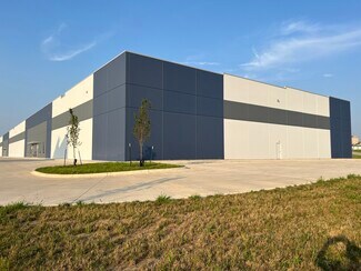 Plus de détails pour 3460 Marnie Ave, Waterloo, IA - Industriel/Logistique à louer