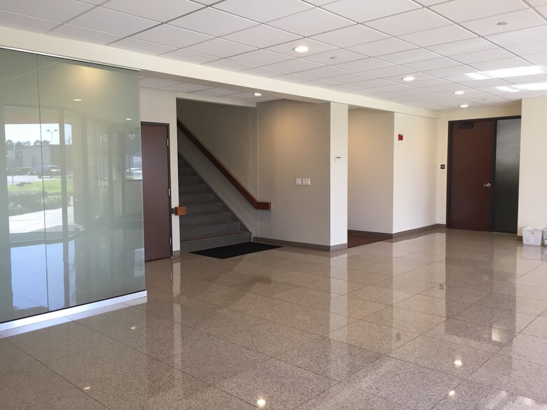 2210 O'Toole Ave, San Jose, CA à louer - Photo intérieure – Image 3 sur 8