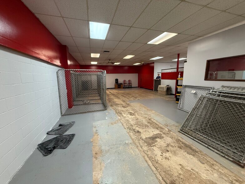 323 N Mathewson St, Wichita, KS à vendre - Photo de l’immeuble – Image 3 sur 7