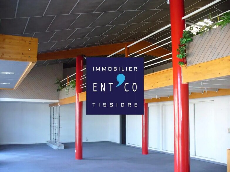 Local commercial dans Boé à louer - Photo de l’immeuble – Image 2 sur 8