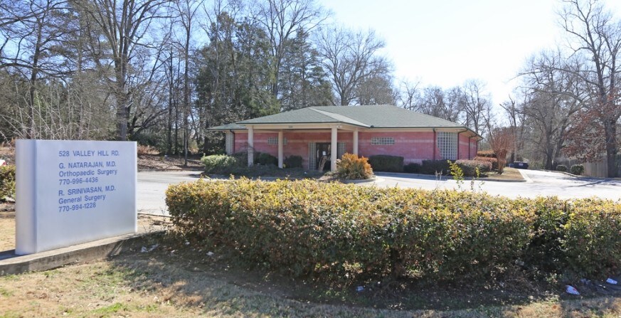 528 Valley Hill Rd SW, Riverdale, GA à vendre - Photo de l’immeuble – Image 3 sur 11
