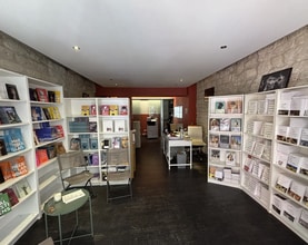 7 Rue Du Pré Aux Clercs, Paris à louer Photo de l’immeuble– Image 2 sur 7