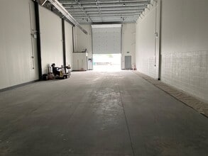 11103 224 St NW, Edmonton, AB à louer Photo intérieure– Image 2 sur 3