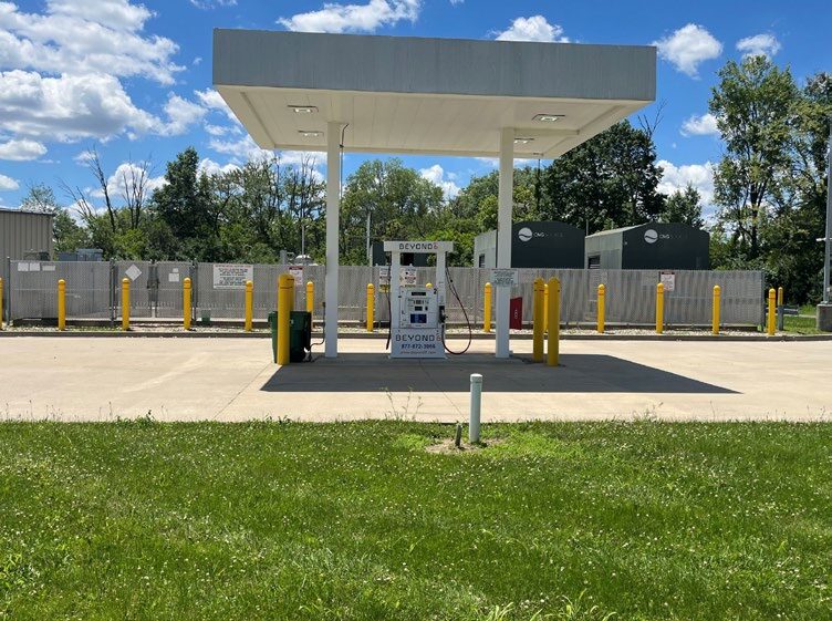 510 S Post Rd, Indianapolis, IN à vendre - Photo de l’immeuble – Image 2 sur 3